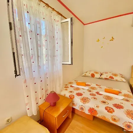 Romantic And Laguna Mljet アパート